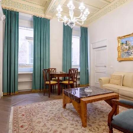 Spanish Steps Luxury Рим