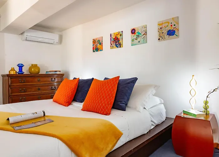Spanish Steps Luxury Apartman
