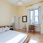 Spanish Steps Luxury Apartamento